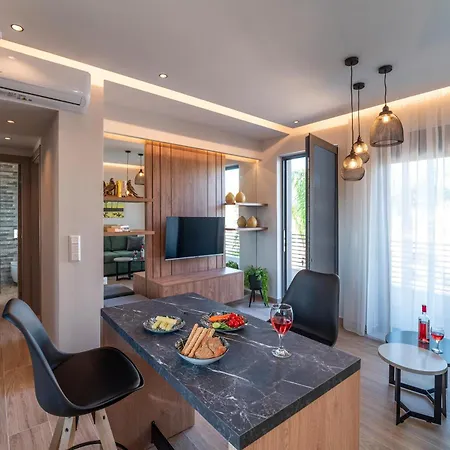 Palmeral Luxury * קרמסטי